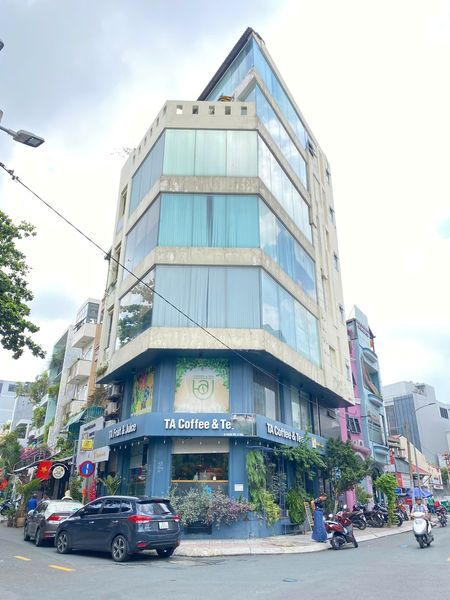 Bán căn góc mặt tiền Đặng Tất , Tân Định Quận 1.