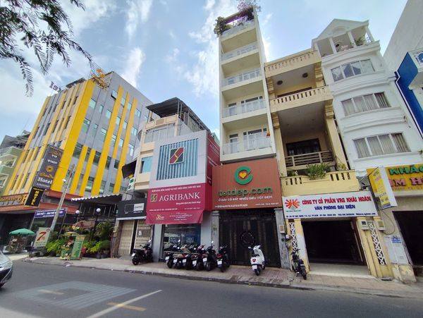 Khuôn vuông vức 8x18m 2 Tầng – MT Trần Bình Trọng Kế Góc Nguyễn Trãi