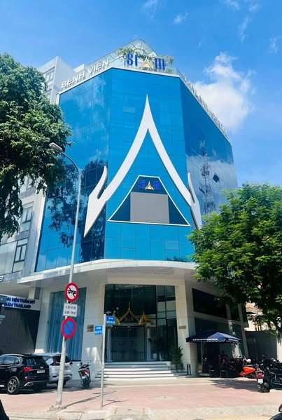 Bán Building Góc 2MT Khan Hiếm Tại Quận 1 – Góc Nguyễn Trãi Và Nguyễn Cảnh Chân